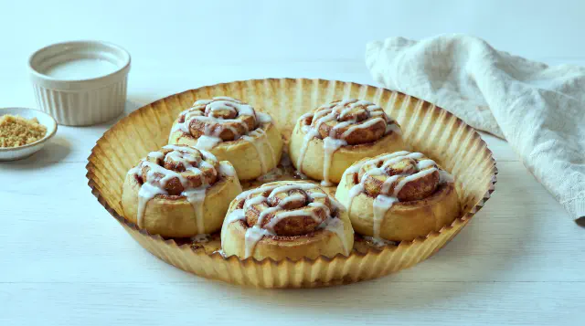 Air Fryer Cinnamon Rolls