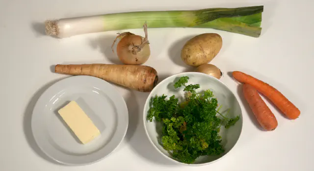 Basic Soup - juliennesuppe - Minestrone - Vegetable Soup
