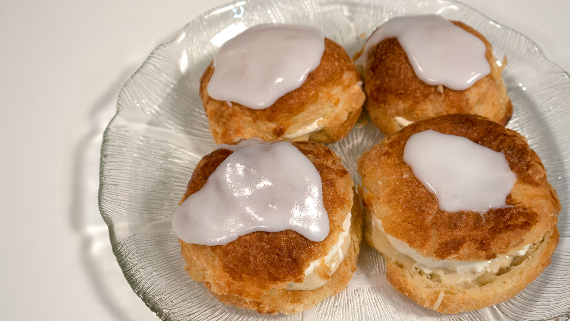 Danish pastry Cream Puffs - Carnival Buns