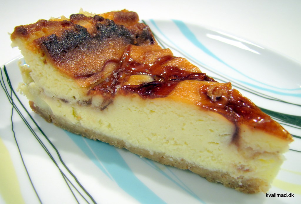 Manhattan Style American Cheesecake