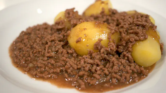 Millionbøf (Danish Minced Beef Hash)