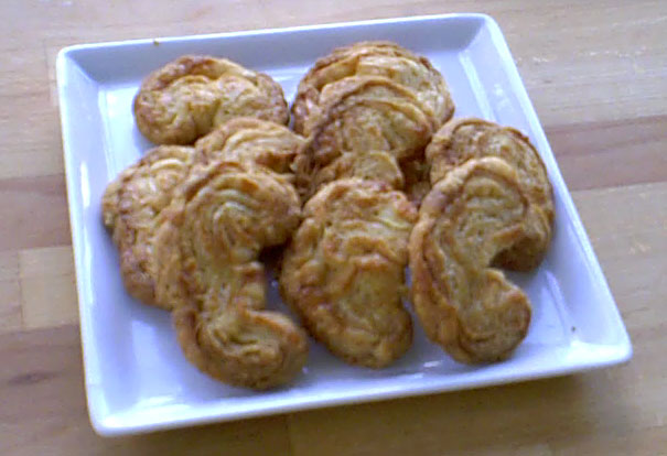 Palmiers - pastry cookies shaped like palm fronds