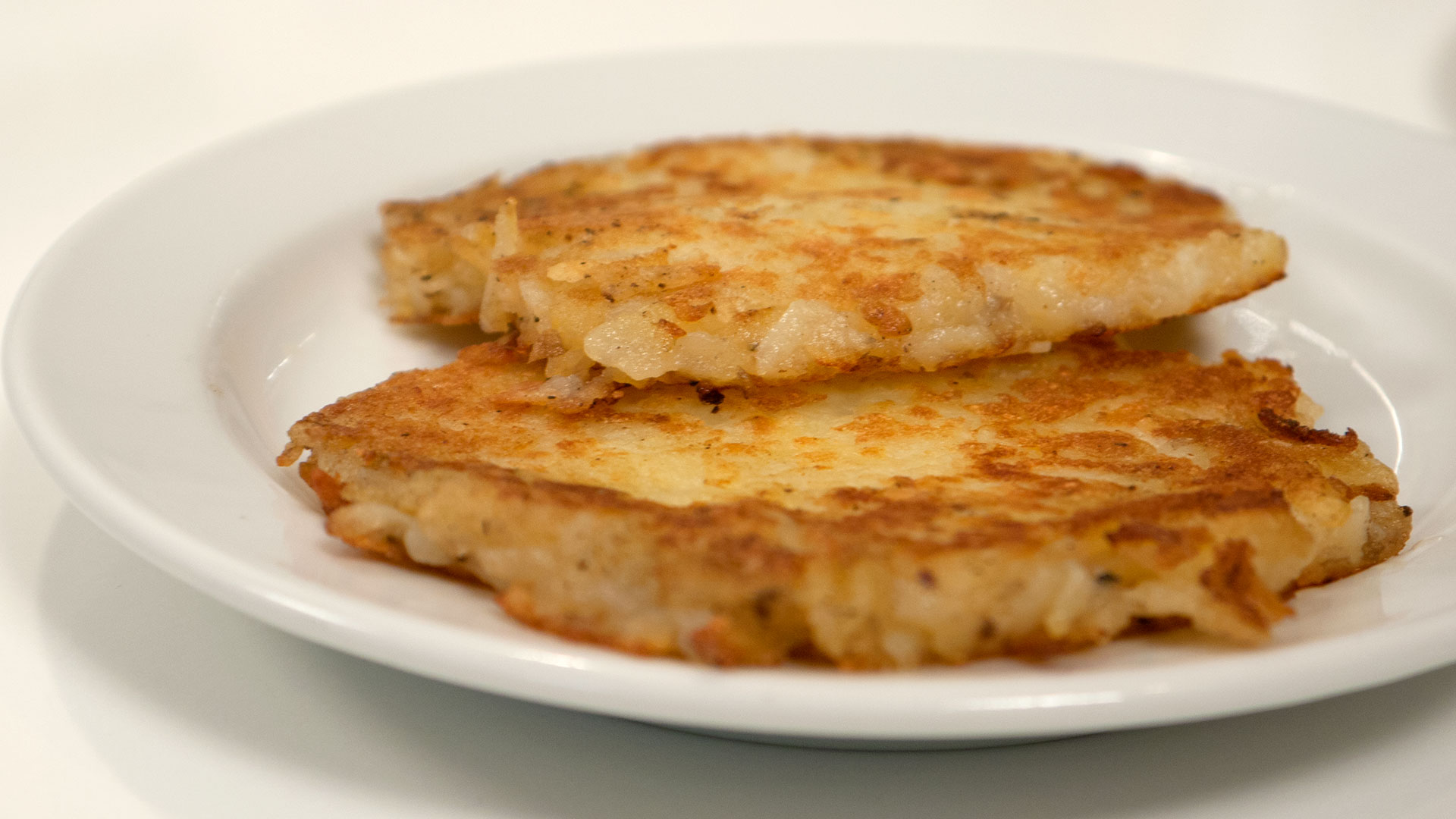 Potato Rosti - Swiss Potato Pancakes - Pommes Rösti