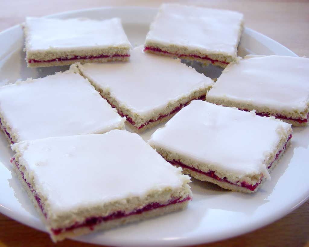 Raspberry chops (Hindbærsnitter)