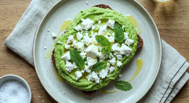Smørrebrød with Pea Mousse and Mint