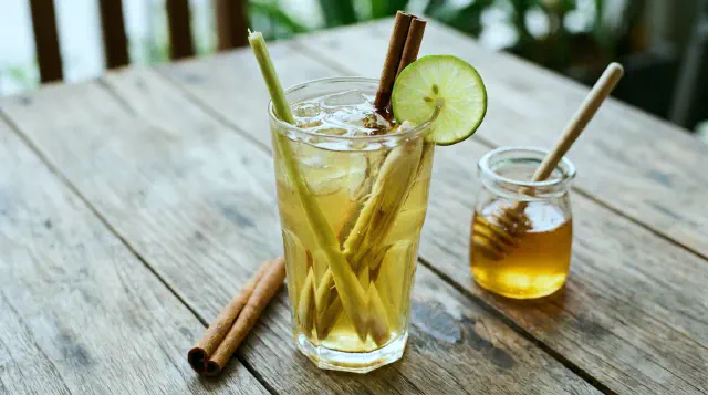 Vietnamese Lemongrass Tea